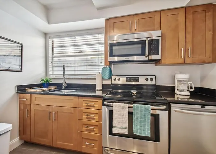 Holiday home 2bedroom Indian Rocks Condo-steps To *