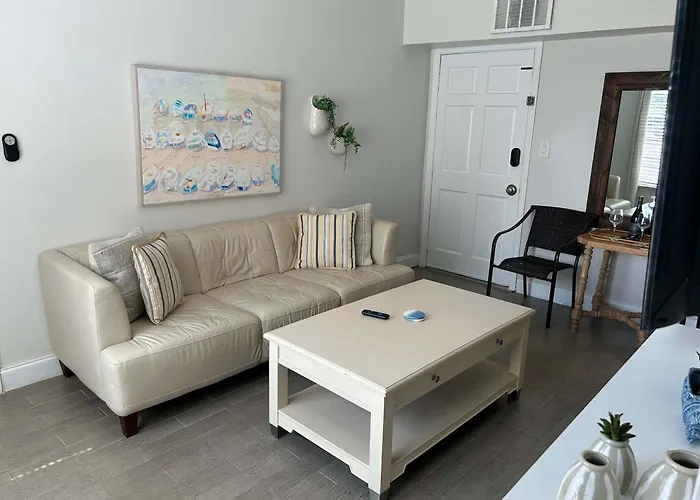 Holiday home 2bedroom Indian Rocks Condo-steps To *