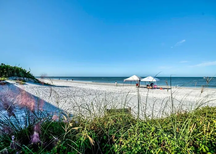 2bedroom Indian Rocks Condo-steps To * Clearwater Beach